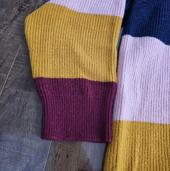 Torrid Size 2 Striped Hooded Sweater with Kangaroo Pocket - Picture 9 of 10